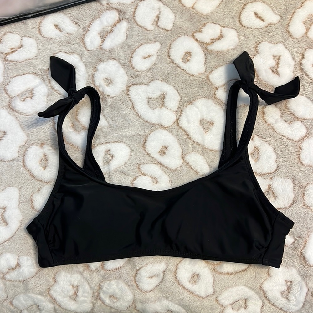 Black bathing suit top